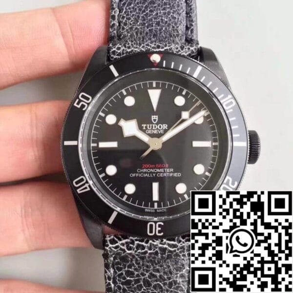 1 497 Tudor Heritage Black Bay M79230DK-0004 ZF Factory 1:1 Best Edition Swiss ETA2824-2 Gray Distressed Leather Strap