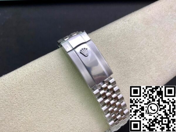 11 29 f1ed8602 cce1 477e b2cc 19454d35bb32 Rolex Datejust M126334-0010 41mm Jubilee Strap Clean Factory Vit Urtavla