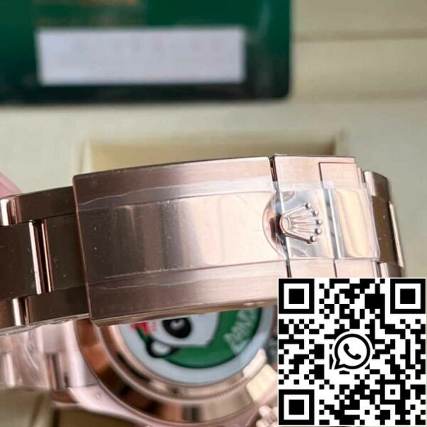 11 33 a42798ef 5a21 4787 87df bdc6437e46ec Replica Rolex Daytona M116505-0010 legjobb 1:1 Edition BT Factory Rose Gold