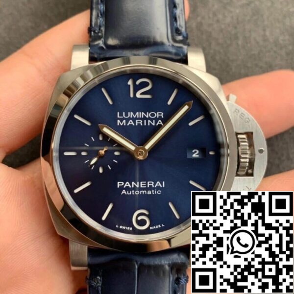 2 10 0dc5ef21 8e83 46e2 9b94 81df7fa5b770 Panerai Luminor PAM01393 1:1 Best Edition VS Fabriek Blauwe Wijzerplaat