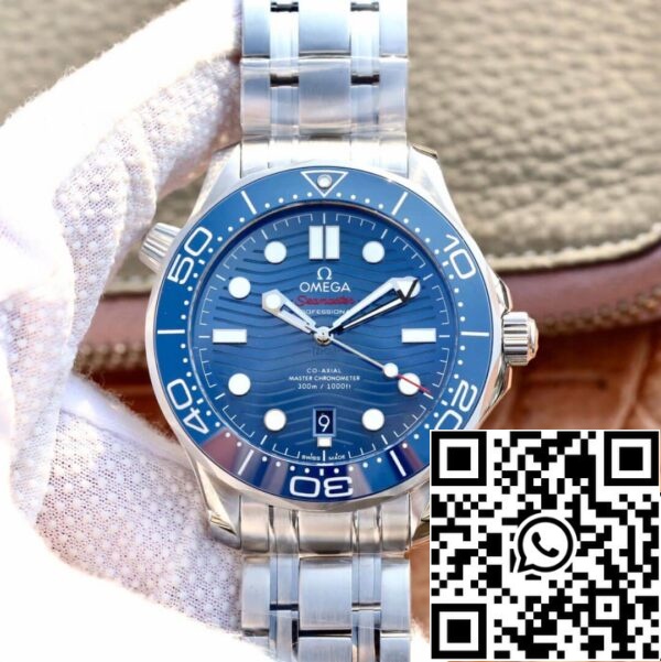 2 10 dda055e6 dc75 4b76 855f ab7f2b08e544 Omega Seamaster Diver 300M 210.30.42.20.03.001 1:1 Best Edition VS Fabriek Blauwe Wijzerplaat