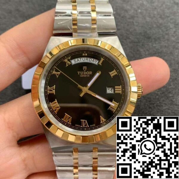 2 2 4a3d1fc3 5a51 411b 9712 123c84e71d77 Replica Tudor Royal M28603-0003 roomalainen numero Dial V7 Factory