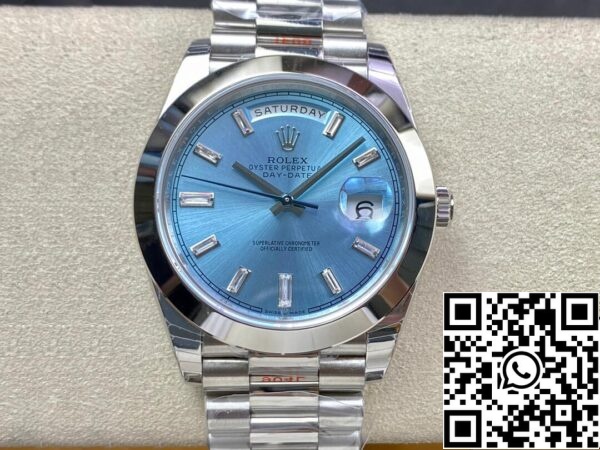 2 54 6b029635 ab86 4564 a24c 3bbe2e095ead Rolex Day Date 228206 1:1 Best Edition EW Factory Quadrante blu ghiaccio