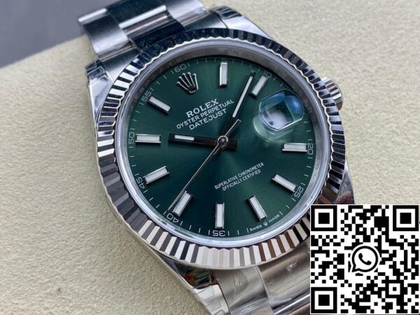 3 2 58805669 9dce 452d 8e4a 7338cfefd7d4 Rolex Datejust M126334-0028 41mm Oyster hihna VS Factory Green Dial