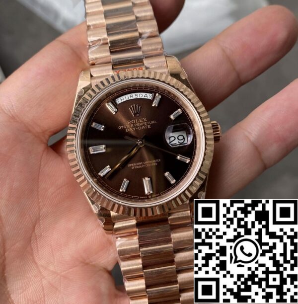 3 42 45bfaafc 21d5 4841 969f 391bd0cdb709 skálázott Rolex Day Date M228235-0003 1:1 Best Edition GM Factory V2 csokoládé számlapja