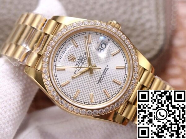 3 74 60f8f7d6 2a0b 46e7 97a6 b0bdf5ca9e53 Rolex Day Date M228348RBR-0005 1:1 Mejor Edición EW Fábrica 18ct Oro