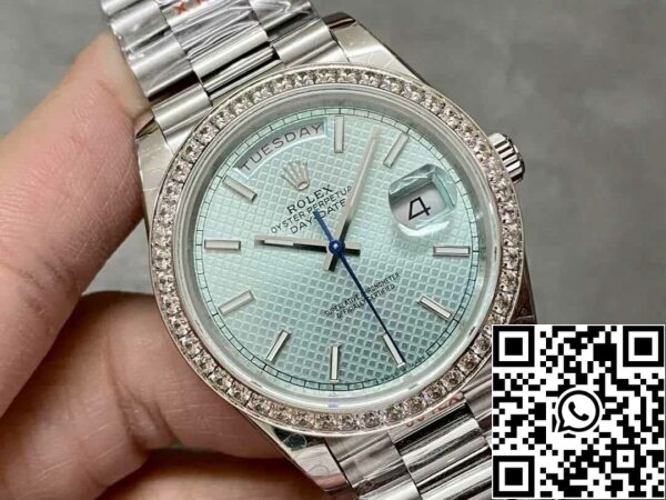 3 8 89fbeeeb d05f 4316 8ec3 f395ccb99166 Rolex Day Date 228236 1:1 Best Edition GM Factory V2 vastapaino versio Blue Dial