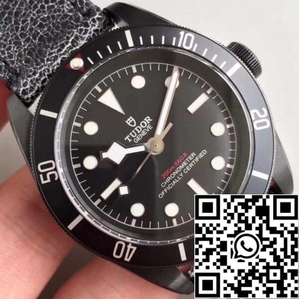 4 494 Tudor Heritage Black Bay M79230DK-0004 ZF Factory 1:1 Best Edition Swiss ETA2824-2 Gray Distressed Leather Strap