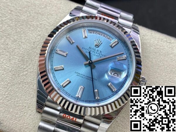 4 52 ef17200b 994c 4d0c 8bb7 f3be20c87b87 Rolex Day Date M228236-0006 1:1 Best Edition EW Factory Quadrante Blu Ghiaccio