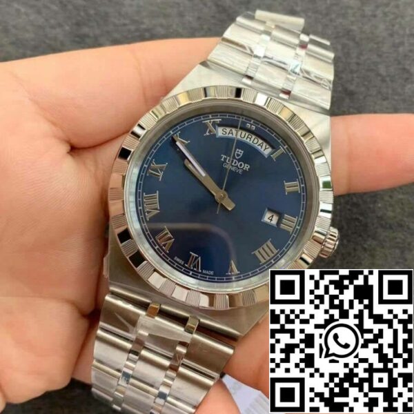 4 6 f13a897f bac2 483f a815 d544456891b2 Replica Tudor Royal M28600-0005 day date V7 Factory Blue Dial