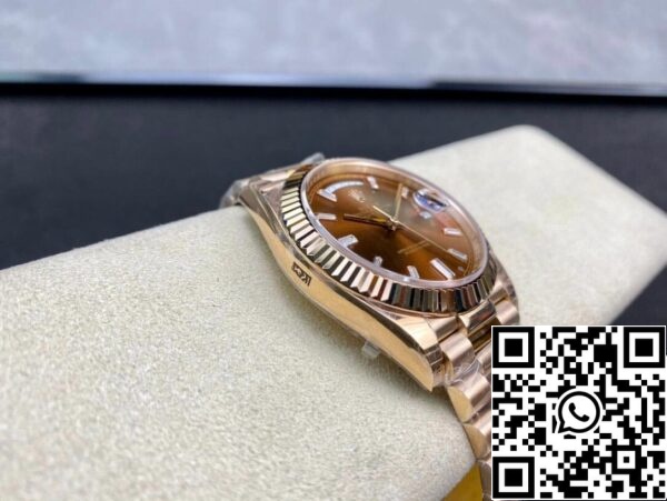 5 19 984ccb09 25f7 4188 b2ab ace7e5dc233e Rolex Day Date 228235 1:1 Най-добро издание EW Factory V2 Brown Dial