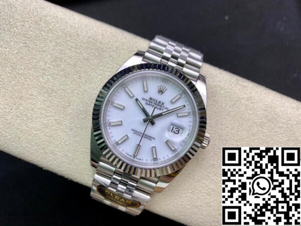 5 29 d2487798 2e6a 44fd a092 09f087b019fc Rolex Datejust M126334-0010 41mm jubileumi szíjjal Tiszta gyári fehér számlap