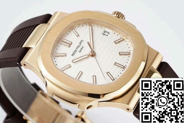 6 14 fb14b1bf ef87 4c9e ab5f ed00249c500b Patek Philippe Nautilus 5711 1:1 Best Edition PPF Factory Cinturino in gomma marrone