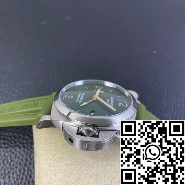 6 64 9f29efb0 f384 4197 87d0 315c629d3a6e Panerai Luminor PAM01056 1:1 Best Edition VS Factory Rubber Strap