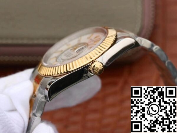 7 23 de7c4b9d d0c3 4fc6 a0eb aa772e428926 Rolex Sky Dweller M326933-0009 Best 1:1 Edition Noob Factory Quadrante bianco