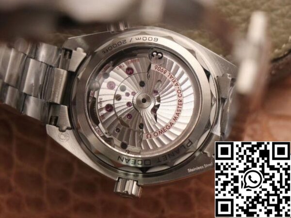 8 132 Omega Seamaster GMT 215.30.44.22.01.001 600M 1:1 Best Edition VS Factory Quadrante Nero Svizzera NH05