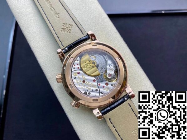 8 18 a9b1680a cac6 40c8 b896 1a4d005d1f34 Patek Philippe Grand Complications 6104R-001 1:1 Best Edition AI Factory Sky Moon Quadrante nero