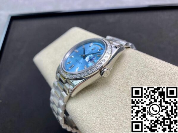 8 25 1a6f945b f31a 4e03 b3ab 5aef3b258a42 Rolex Day Date 228396TBR 1:1 Best Edition EW Factory Esfera azul claro