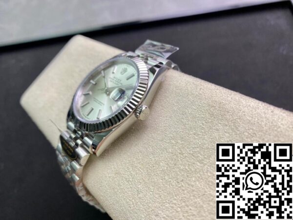 8 30 3d520cb9 4d9f 4f2f a6dc 3af24ee745b7 Rolex Datejust M126334-0004 41mm jubileumi szíj tiszta gyári fehér számlapja