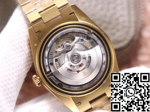 9 72 3f92da95 1b89 4e40 bfcb fe227e80236e Rolex Day Date M228348RBR-0005 1:1 Best Edition EW Factory Ouro 18 quilates