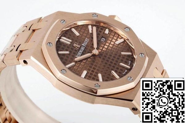 Audemars Piguet Royal Oak Quartz 33MM 67650OR OO 1261OR 01 1 1 Najboljša izdaja ZF Factory Brown Dial EU Watch Store 5191 Audemars Piguet Royal Oak Quartz 33MM 67650OR.OO.1261OR.01 1:1 Najboljša izdaja ZF Factory Brown Dial