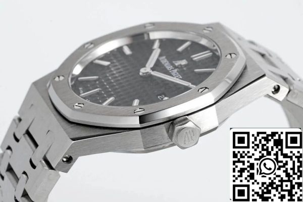 Audemars Piguet Royal Oak Quartz 33MM 67650ST OO 1261ST 01 1 1 Best Edition ZF Factory musta kellotaulu EU Watch Store 4676 Audemars Piguet Royal Oak Quartz 33MM 67650ST.OO.1261ST.01 1:1 Best Edition ZF Factory musta kellotaulu