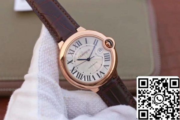 Ballon Bleu De Cartier 42 WGBB0017 V9 Factory 1 1 Best Edition Swiss ETA2824 2 Rosegold Wrapped Silver Dial US Replica Klocka 5985 Ballon Bleu De Cartier 42 WGBB0017 V9 Factory 1:1 Best Edition Swiss ETA2824-2 Rosegold Wrapped Silver Dial