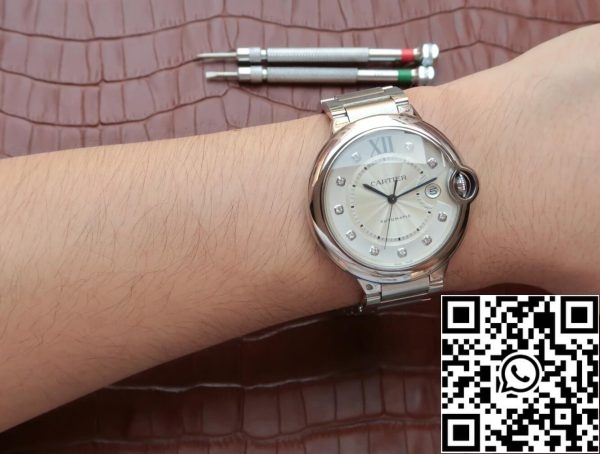 Ballon Bleu De Cartier WE902075 1 1 Най-доброто издание JF Фабрика сребърен циферблат САЩ реплика часовник 545 Ballon Bleu De Cartier WE902075 1: 1 Най-доброто издание JF Фабрика сребърен циферблат