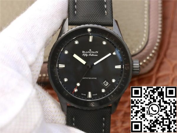 Blancpain Fifty Fathoms Bathyscaphe 5000 0130 B52 B 1 1 Най-доброто издание GF Фабрика черен циферблат САЩ реплика часовник 2741 Blancpain Fifty Fathoms Bathyscaphe 5000-0130-B52-B 1: 1 Най-доброто издание GF Фабрика черен циферблат