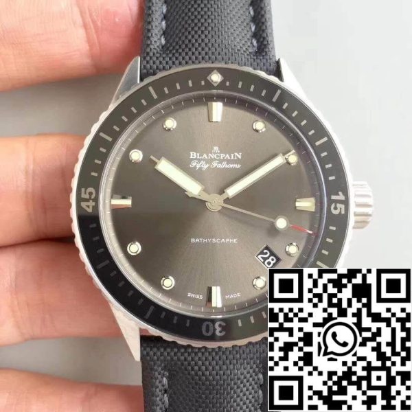 Blancpain Fifty Fathoms Bathyscaphe 5000 1110 B52A ZF Factory 1 1 Mejor Edición Suiza ETA1315 US Reloj Replica 7918 Blancpain Fifty Fathoms Bathyscaphe 5000-1110-B52A ZF Factory 1 1 Mejor Edición Suiza ETA1315