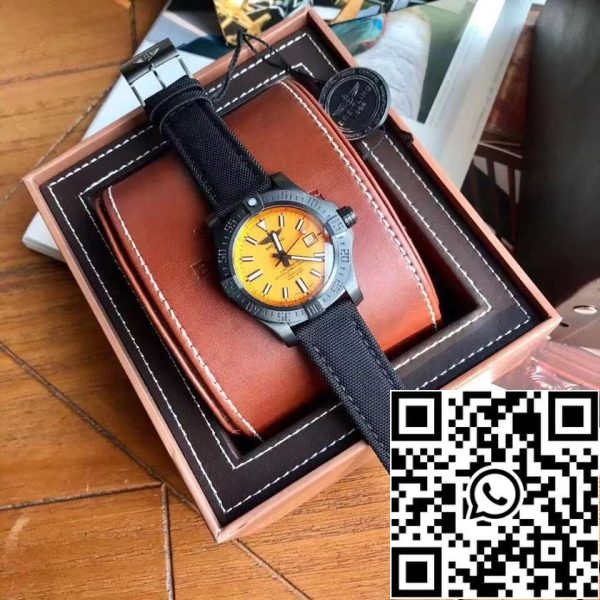 Breitling Avenger Blackbird 44 Amarillo Dial Suizo Movimiento Original EE.UU. Reloj Replica 8720 Breitling Avenger Blackbird 44 Amarillo Dial Suizo Movimiento Original