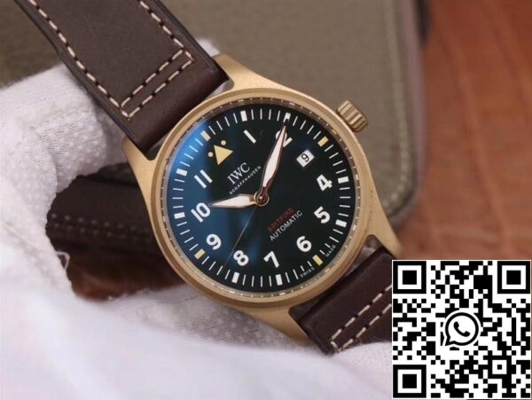 IWC Pilot Spitfire IW326802 1 1 Best Edition MKS Factory Quadrante Nero Svizzero ETA9015 Replica Orologio 5138 IWC Pilot Spitfire IW326802 1:1 Best Edition MKS Factory Quadrante Nero Svizzero ETA9015