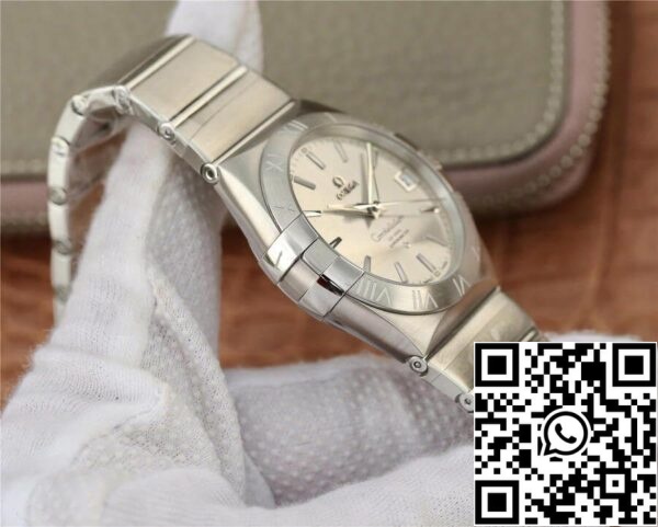 Omega Constellation 123 10 38 21 02 001 1 1 Cea mai bună ediție VS Factory Silvery White Dial US Replica Watch 9325 Omega Constellation 123.10.38.21.02.001 1:1 Cea mai bună ediție VS Factory Silvery White Dial