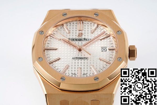 i1657198930 7182 2 Audemars Piguet Royal Oak 15400ST 1:1 Best Edition ZF Factory Weißes Zifferblatt Rose Gold