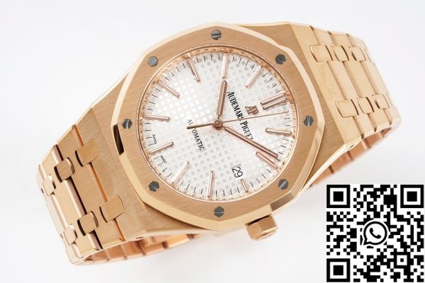 i1657198930 8056 3 Audemars Piguet Royal Oak 15400ST 1:1 Best Edition ZF Factory Cadran Blanc Or Rose