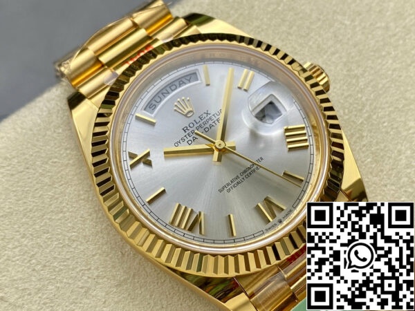 i1711829008 4737 1 Rolex Day Date 40 M228238-0002 Ασημί καντράν 1:1 Best Edition AR Factory 3255 Movement