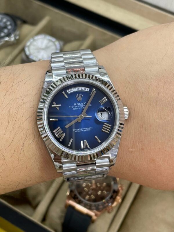 m1716347472721 2696 Rolex dévoile la nouvelle Day-Date 40mm avec un cadran bleu 2024 QF Factory 1:1 Best Edition