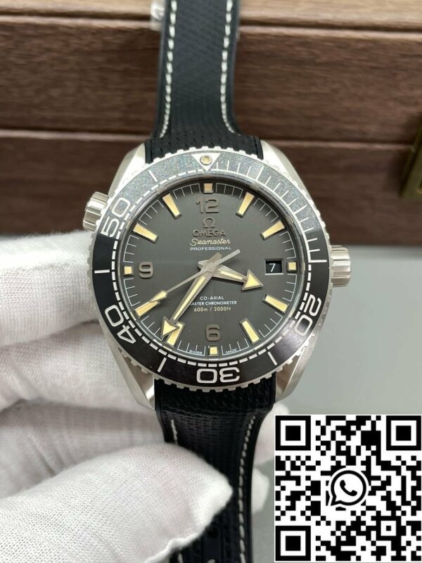 m1720850100323 7721 Omega Seamaster Planet Ocean 600M 215.32.44.21.01.002 VS Tehdas 1:1 Paras painos