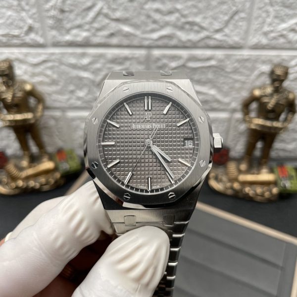 photo 1 2024 07 23 00 12 08 Audemars Piguet Royal Oak 15500ST.OO.1220ST.02 1:1 Best Edition ZF Factory V2 Version Gray Dial