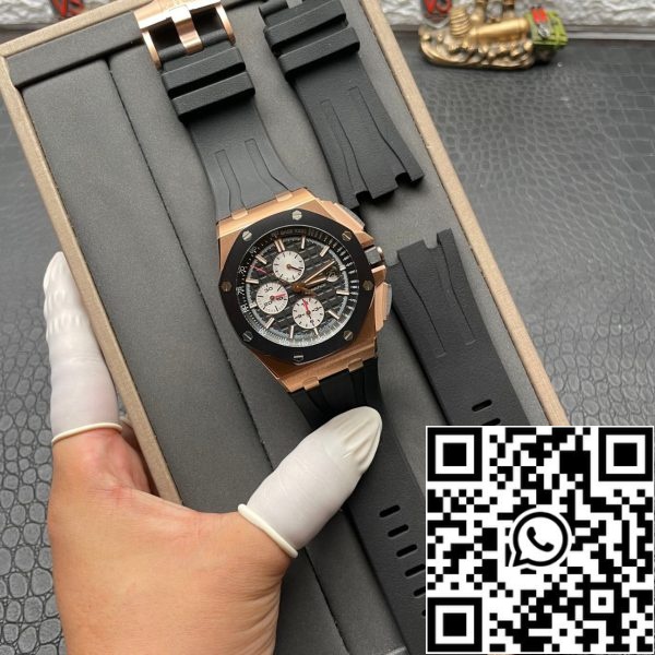 valokuva 4 2024 07 25 15 23 39 Audemars Piguet Royal Oak Offshore 26401RO.OO.A002CA.01 1:1 Best Edition APF Factory Musta kellotaulu