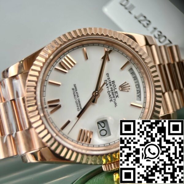 z4591900263272 eb4d7bda30aef30aca006fc42c726bf3 06df02c1 8020 41e1 9c97 f80bced98096 Rolex Day-Date 40 228235-0032 40mm 18k roségoud gecoat