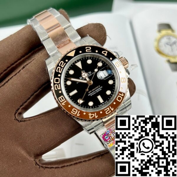 z4591906754428 431bbd09494b87e147af25d07ecb11e9 0ea65229 1450 48c2 b59e c1d8a9ba6538 Rolex GMT-Master II Root Beer Herenhorloge 126711CHNR-0002 Roségoud Omwikkeld