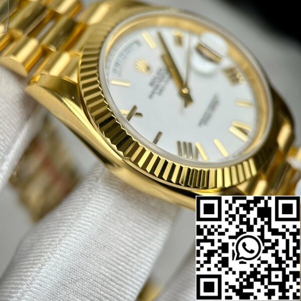 z4619455328636 b96a016118253f6bb7a3477a825fdbc8 bf0a9bc6 a821 44cf 9fed dcc229c9a901 Rolex Day-Date 40 228238-0042 învelit în aur de 18k Cu o greutate de 150 de grame