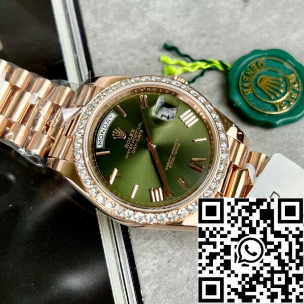 z4619468632137 0e2635708d35471c957407dcaa33870e 0362a6be 3975 469d a855 2b0e34b5fde2 Rolex Day-Date 40 228345RBR Mostrador Olive com ouro rosa de 18k e diamante