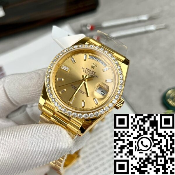 z4620356907562 bacdd5752ead77ee8a32f1fdc053c951 c67ab277 e9d8 4ab5 8361 a7a0876561a3 Rolex Day-Date 40 228348rbr-0002 Yellow Gold 18k gold encrusted with Artificial diamonds