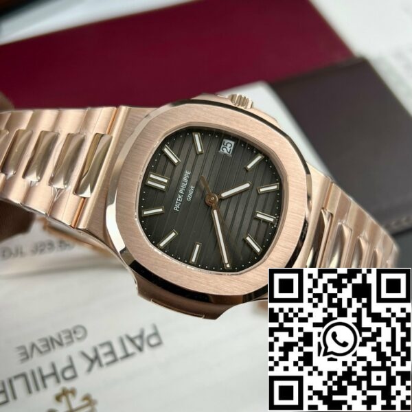 z4620628959477 5404641a3fd4ef4c01938eca07271a6c Patek Philippe Nautilus 5711/1R-001 -Kääritty 18k Rose Gold 3K tehtaalta