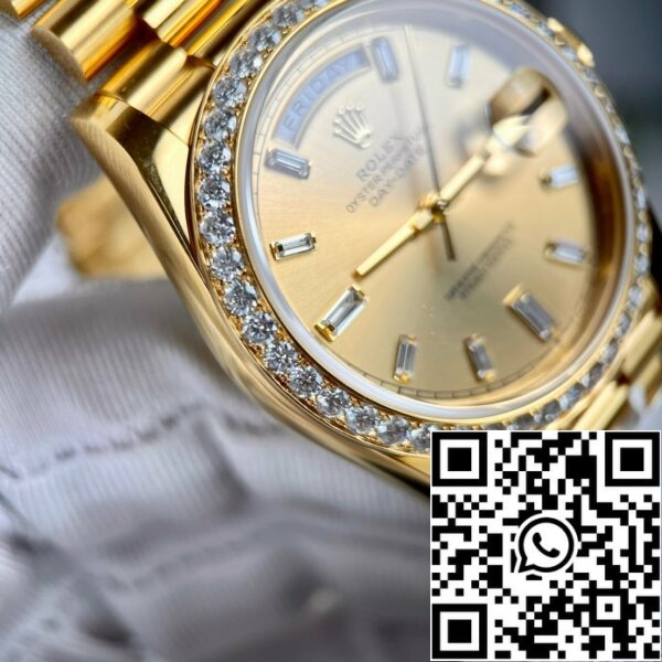 z4645732314926 6b9b4d7dbfc15c7d6bcd50b60721de2e daa43496 7468 49ea b672 c0273ebb145a Rolex Day-Date 40 228238 Champage Zifferblatt Gold Filled 18k Moissanite Lünette