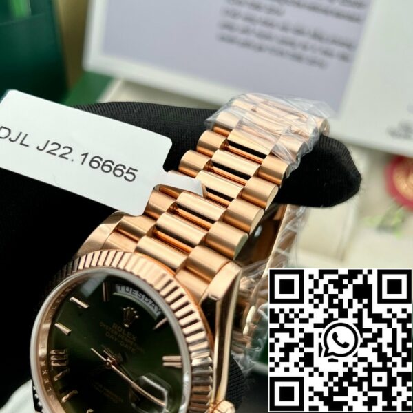 z4655652373892 63c3c455df6b7b0095e37614123f563f d7fbd575 8cfc 45b4 a60c 5f09e464ff46 Rolex Day-Date 40 228235 Gold Filled 18k with 150 gram weight green dial