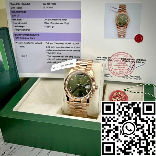 z4655652389534 cc4d757e3938ac4b071dcfa5bd8f7b80 be886f1c 8977 440d 9368 eb4cf6ea1fb4 Rolex Day-Date 40 228235 Gold Filled 18k med 150 gram vægt grøn urskive