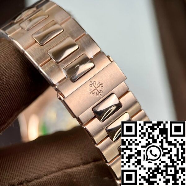 z4660904691183 189361663c39c7534719d6f7fed6b961 Patek Philippe Nautilus 5711/1R-001 –Wrapped 18k Rose Gold and Moissanite Baguette